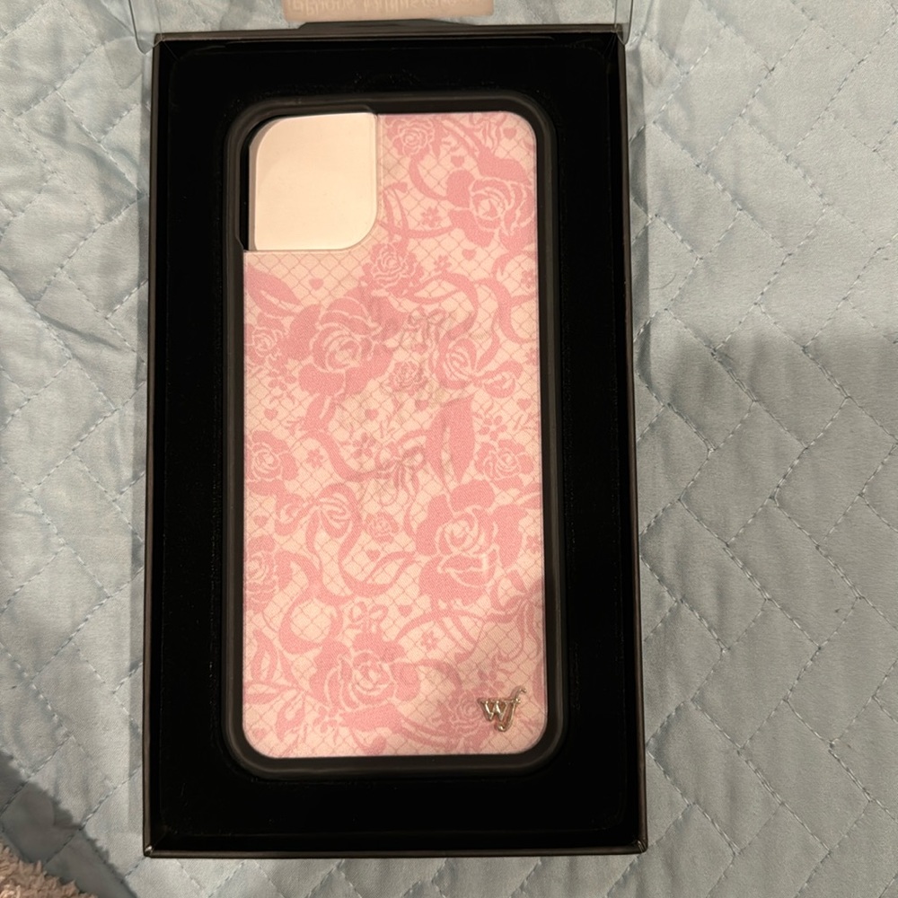 iPhone 14 Plus wildflower case